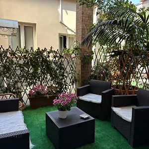 Infinity Apartment Neapel